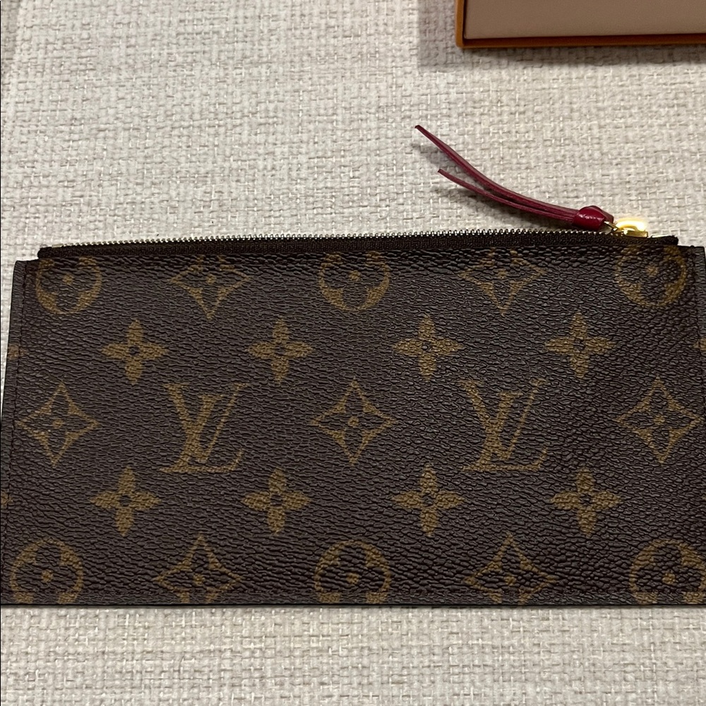 Louis Vuitton Felicie insert wallet
